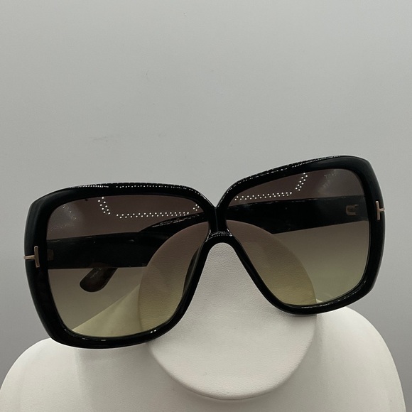 Tom Ford Gradient Black Sunglasses - Picture 2 of 6